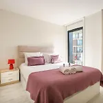 Wonderfull Campanha Train Station With Parking Apartman