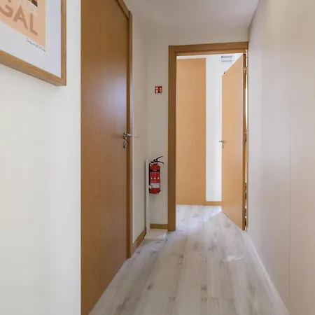 Wonderfull Campanha Train Station With Parking 波尔图