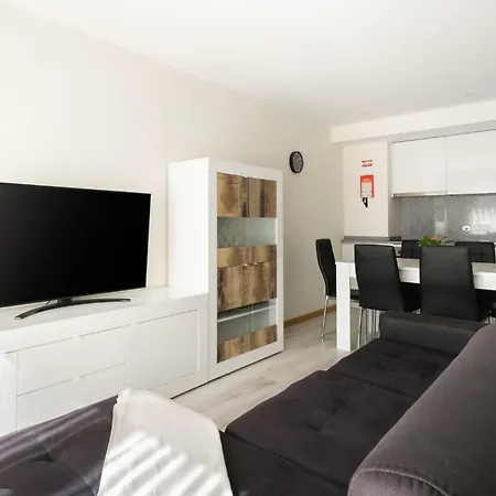 Wonderfull Campanha Train Station With Parking بورتو