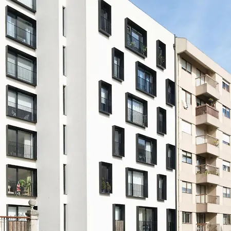 Wonderfull Campanha Train Station With Parking Apartment Porto