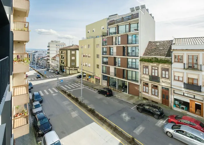 Wonderfull Campanha Train Station With Parking * Oporto