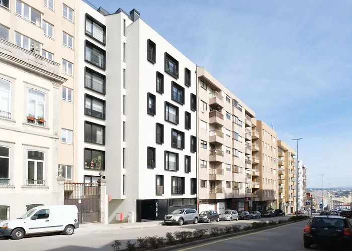 Wonderfull Campanha Train Station With Parking * Oporto