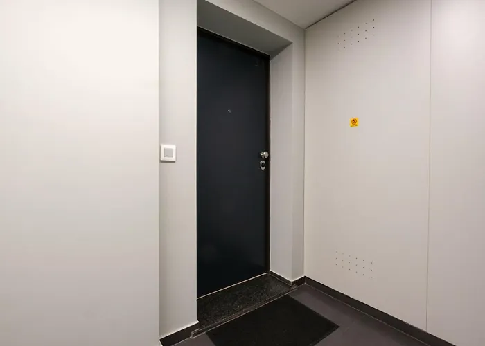 Wonderfull Campanha Train Station With Parking Lejlighed Porto