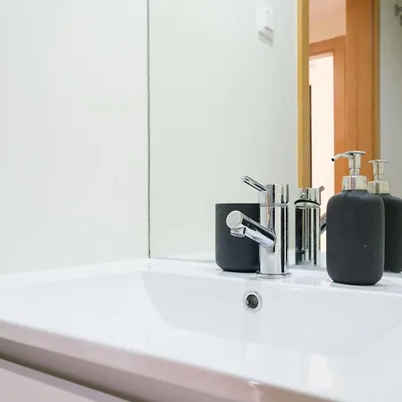 Appartamento Wonderfull Campanha Train Station With Parking *