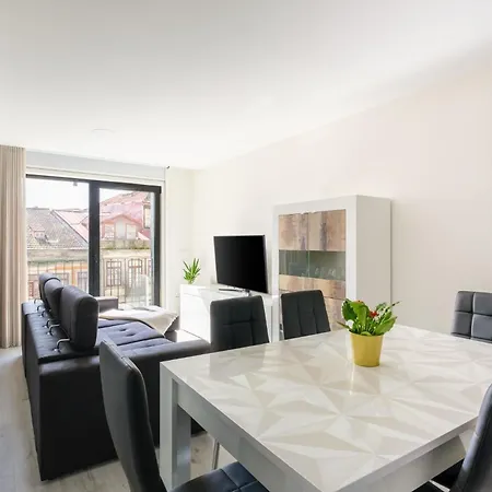 Wonderfull Campanha Train Station With Parking *