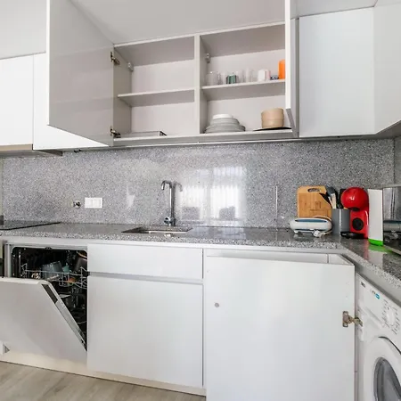 Wonderfull Campanha Train Station With Parking